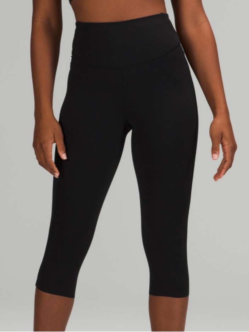 Lululemon - Base Pace High-Rise Crop 17" - Black - Size 6
